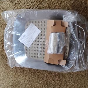 Pampered Chef BBQ Roasting Pan & Can Holder 2714